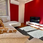 Digital Nomad Friendly Super Fast Internet *
